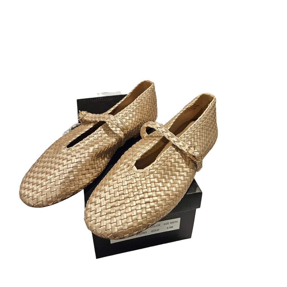 NWT - House of Harlow 1960 - Gold Loafers - Size 9.5